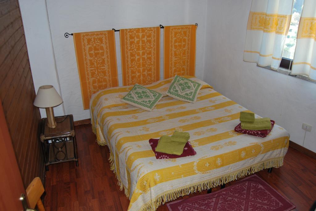 B&B Baddesalighes Bolotana ห้อง รูปภาพ